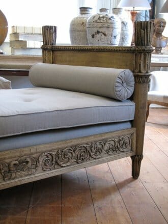 Mid 19th century Italian or French carved oak daybed c.1820 -1860