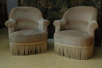 Pair of oyster cream velvet armchairs - style crapaud c.1870