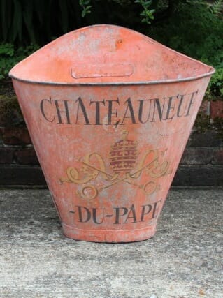 Chateauneuf-Du-Pape painted grape harvesting Hotte