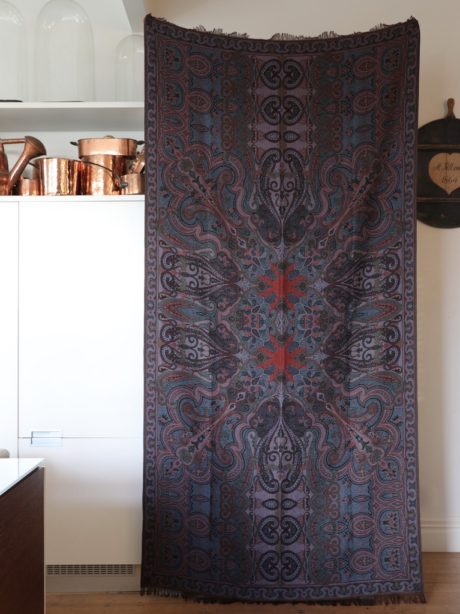 Flemish Paisley woollen wrap blanket from the 1930's