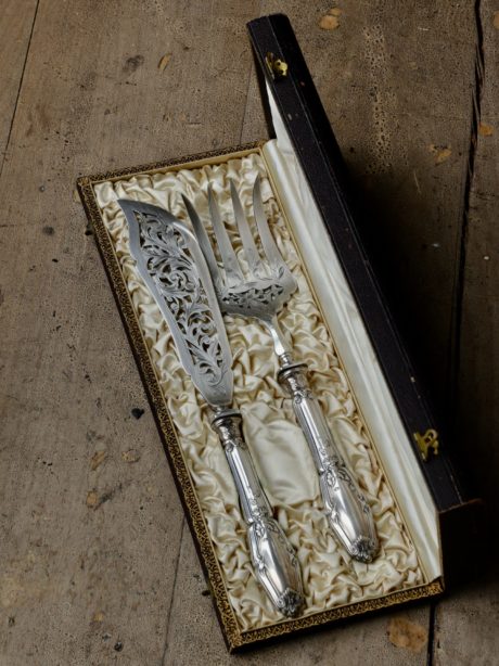 Antique cased silver fish serving set