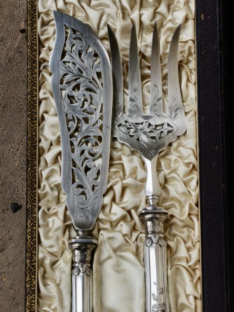 Antique cased silver fish serving set