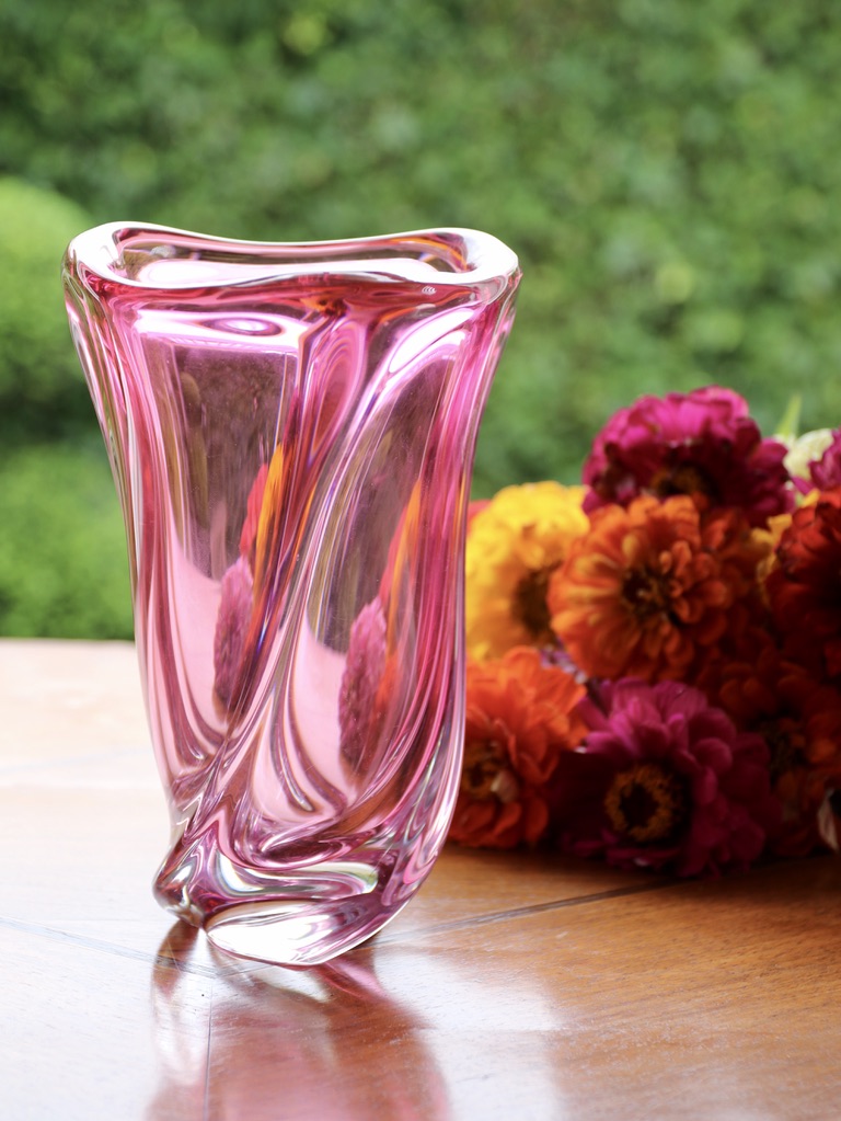 Val St Lambert cranberry crystal 'Mulette' vase – European Antiques